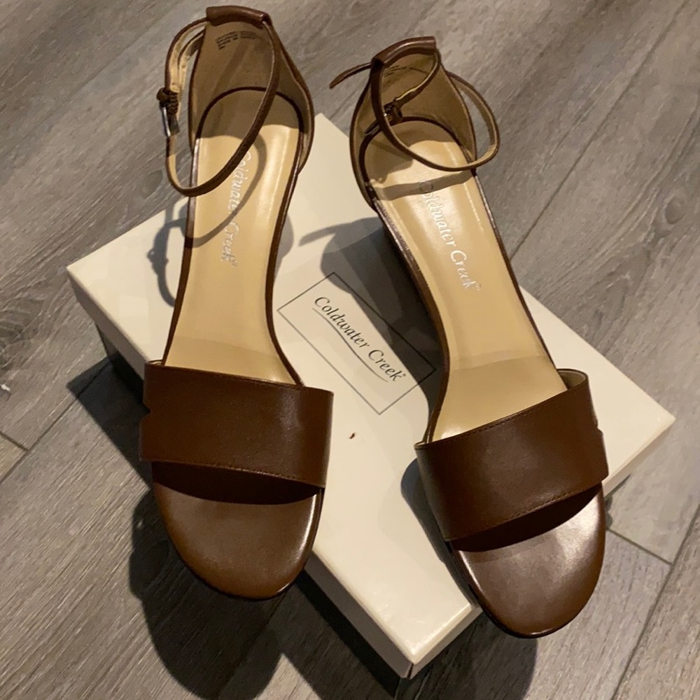Cold Water Creek brown sandals
